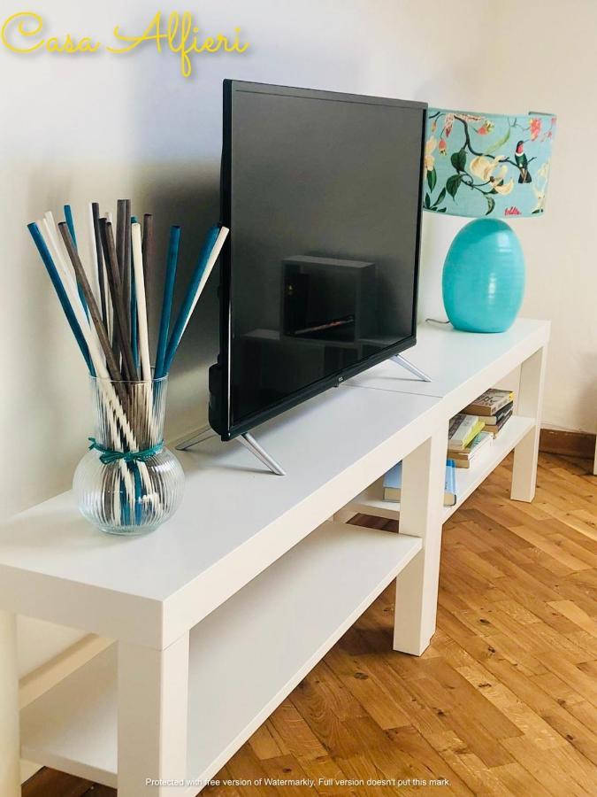 Casa Alfieri-Graziosa Mansarda In Centro A Livorno Apartman Kültér fotó